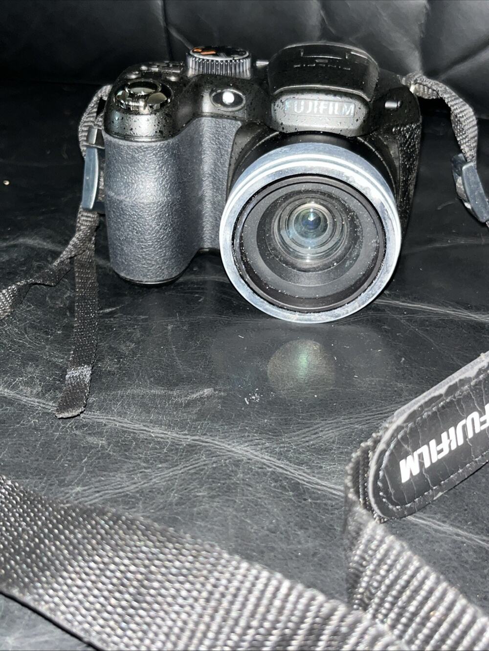 Fuji Fine Pic S Camera neers Sim Card